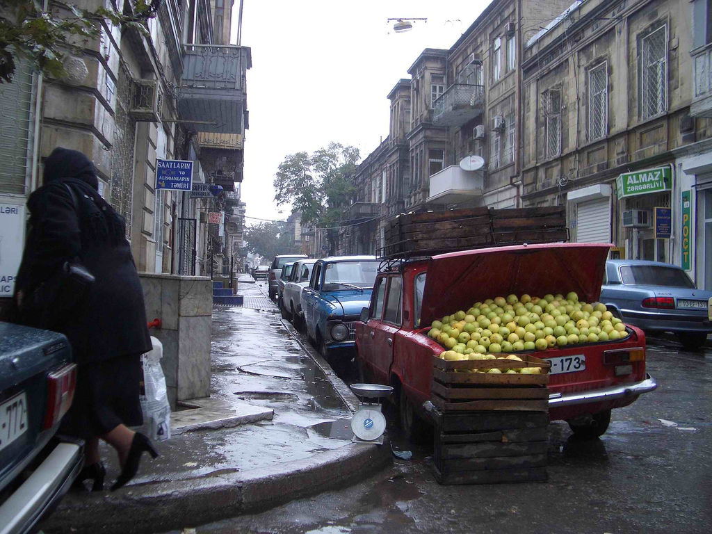 Azerbaijan apple basket