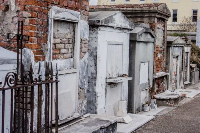 Free St Louis Cemetery Tour