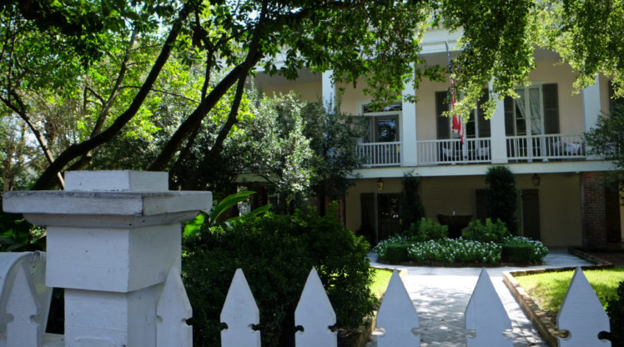 Garden District Walking Tour
