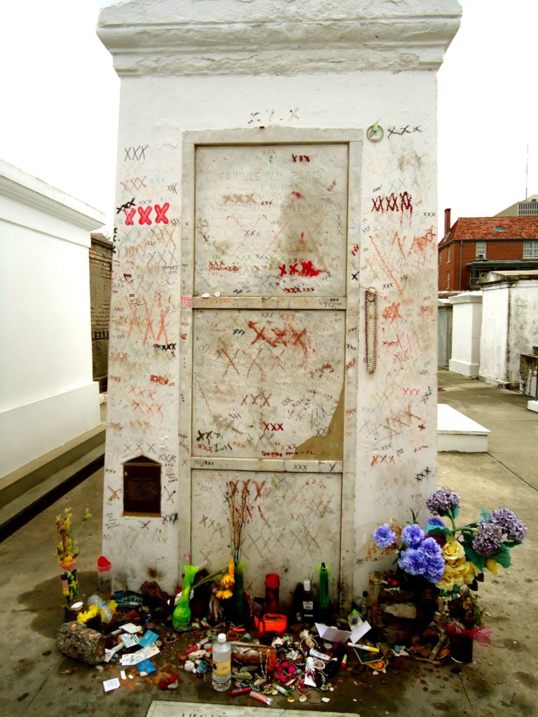 cemetery tour new orleans free