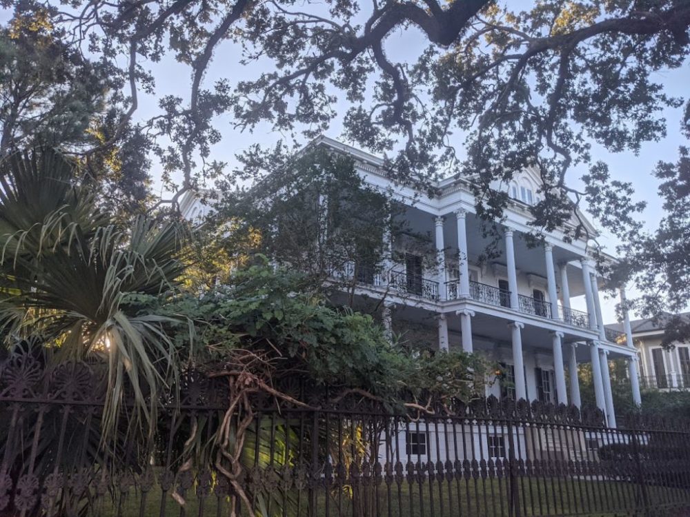 Free Garden District Walking Tours with Map