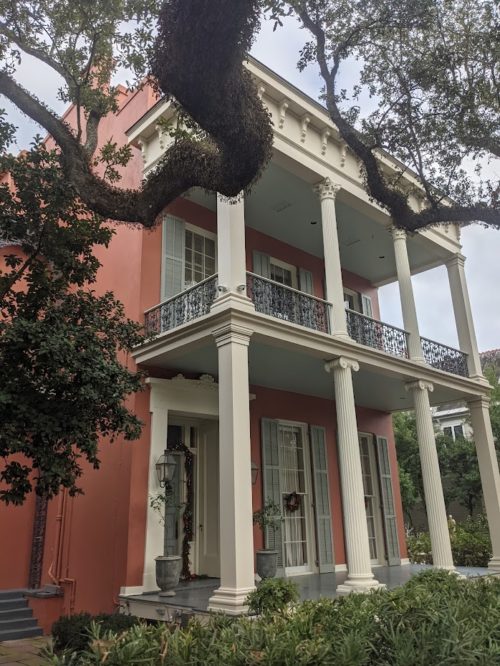 Free Garden District Tour