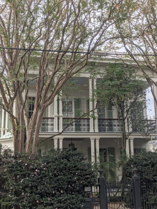 Free Garden District Walking Tour