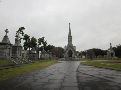 new orleans graveyard tour